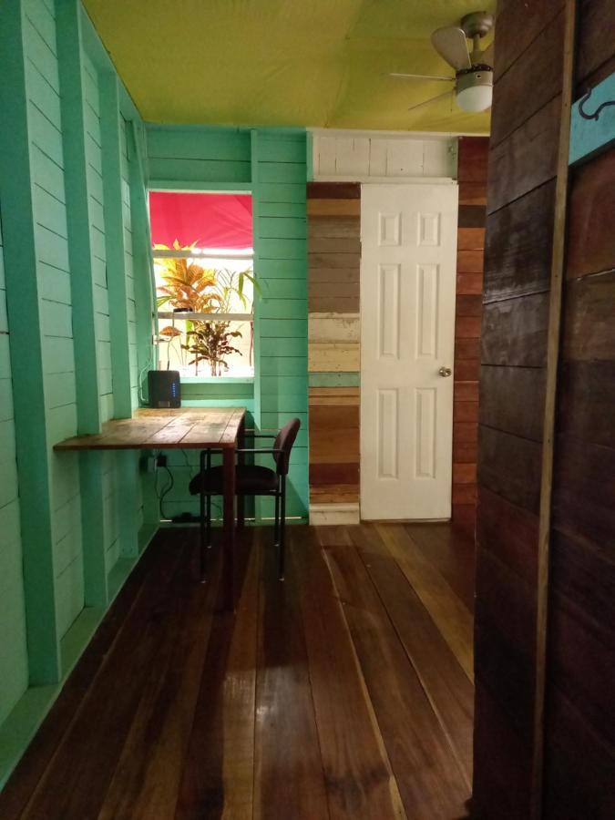 Casa Lumiere Bocas del Toro Exterior foto